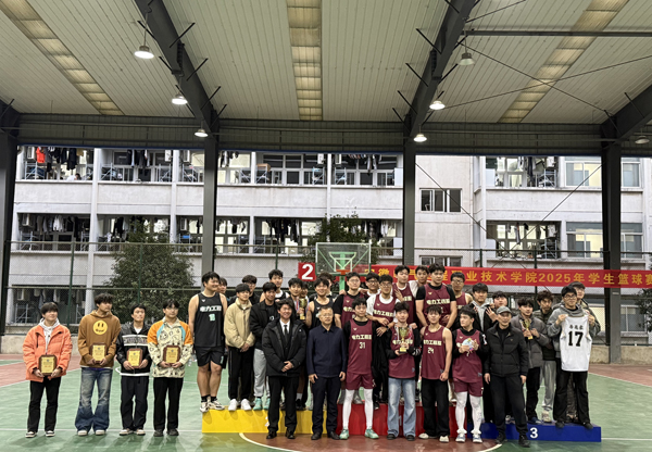 篮球1.jpg